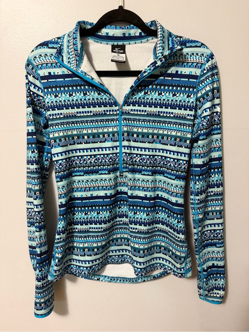 Nike Pro Dri-FIT Womens Medium 1/4 Zip Pullover Blue Geometric Print